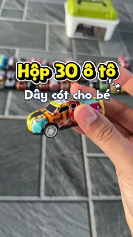 Hộp 30 xe ô tô kim loại có dây cót chạy được cho bé xịn xò. 1 xe chơi mau chán chứ 30 xe các bé còn lâu mới chán nè #dochoiotochobetrai #hop30xeotokimloaichobe #dochoibetrai #hop30otodochoi #otodochoimini 