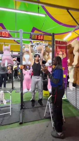 Hang Challenge @cne  #fyp #viral #gym #cne 