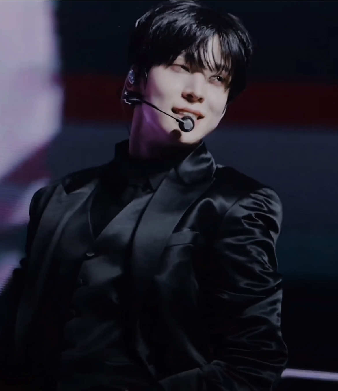 need to see him live again 😣 #yunho #ateez #atiny #kpop #fyp 