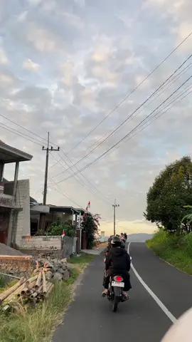 Trawas no debat😍#wisatatrawas #mojokerto #virall #4u #foryou 