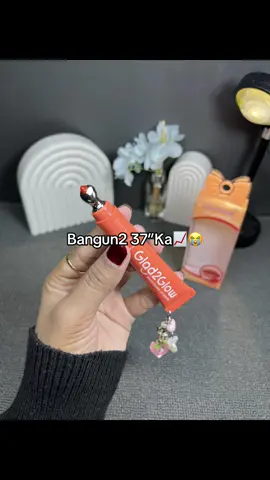 Lucu banget ada gantungannya #lipserum #glad2glow 