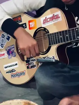 #VoiceEffects #covergitar #akumau 