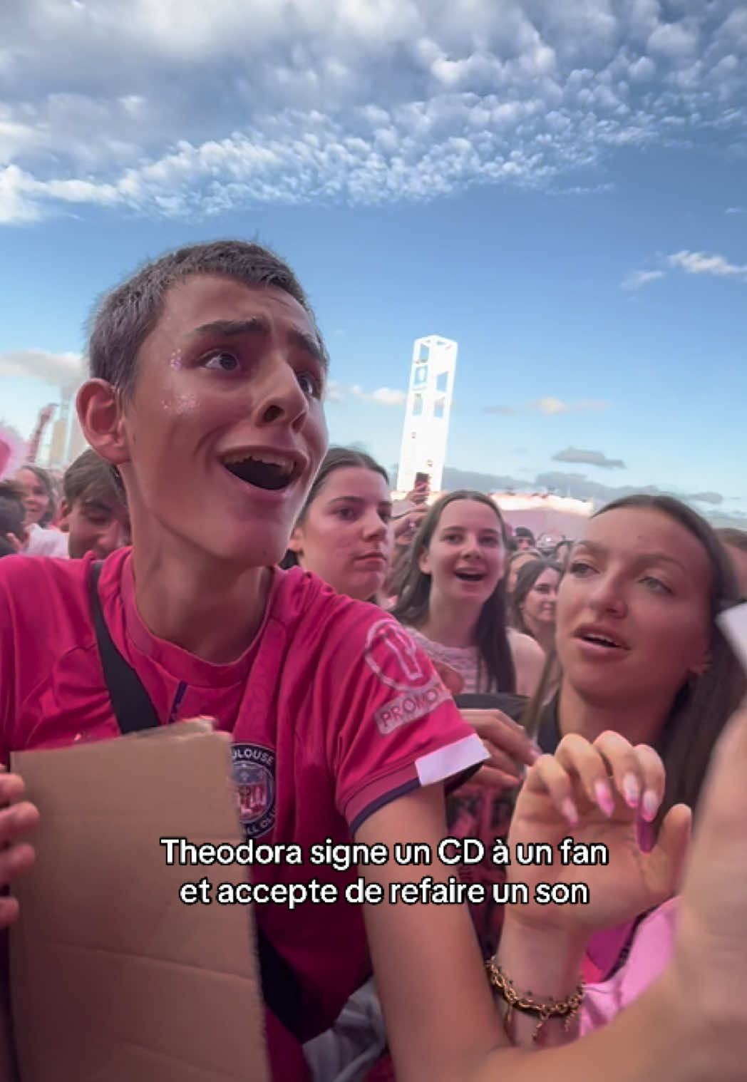 Spoiler on a eu ZOU BISOU #theodora #rosefestival 