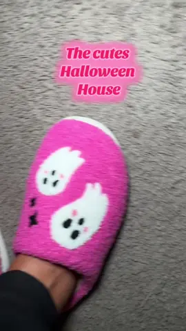 Spooky but make it cozy 👻💕 These pink ghost house shoes are giving boo-tiful vibes all season long! #halloweenhouseshoes #houseshoes #slippers #festive #shoes 