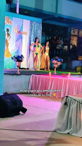 sígueme para más videos  #siguemeparamas #alfombra #pasarela #modelaje #belleza 