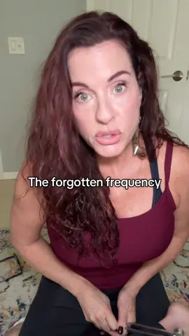 The magical frequency of the 128 Hz! It’s time to get back to the frequencies that our bodies need. After two months of being out of stock, we just got a shipment and they are selling fast!!🥰 #Tuningforks  #frequencyhealing #soundhealing #biohacking #energyhealing 