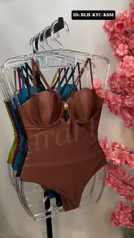 🌊✨ Muito além de um maiô, um look para brilhar! 👙💎 O maiô estruturado com bojo é a escolha de quem quer unir elegância Disponível Aqui 👇🏻  https://s.shopee.com.br/AUkEkrA496 . . . #MaiôComBojo #ModaPraia #Verão2025 #EstiloNaPraia #BeachVibes 