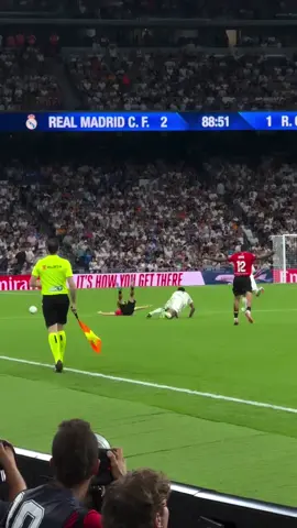 Militao 😮  #militao #fyp #realmadridfc #halamadrid #footballtiktok 