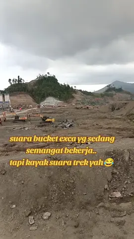 maklumin camer buriknya 🤭🤭 #imip_helmkuning #fmi #opexcavator🔥 #bebekkuning 