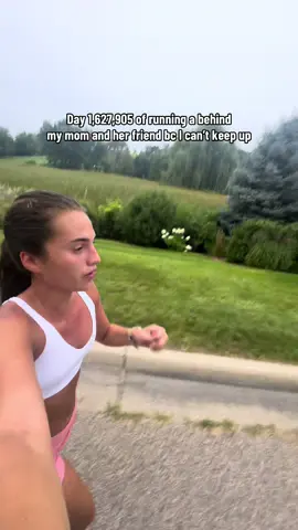 Just things a running daughter will understand 😚 #runtok #runnergirl #runningduo #marathonrunner #runningfamily 