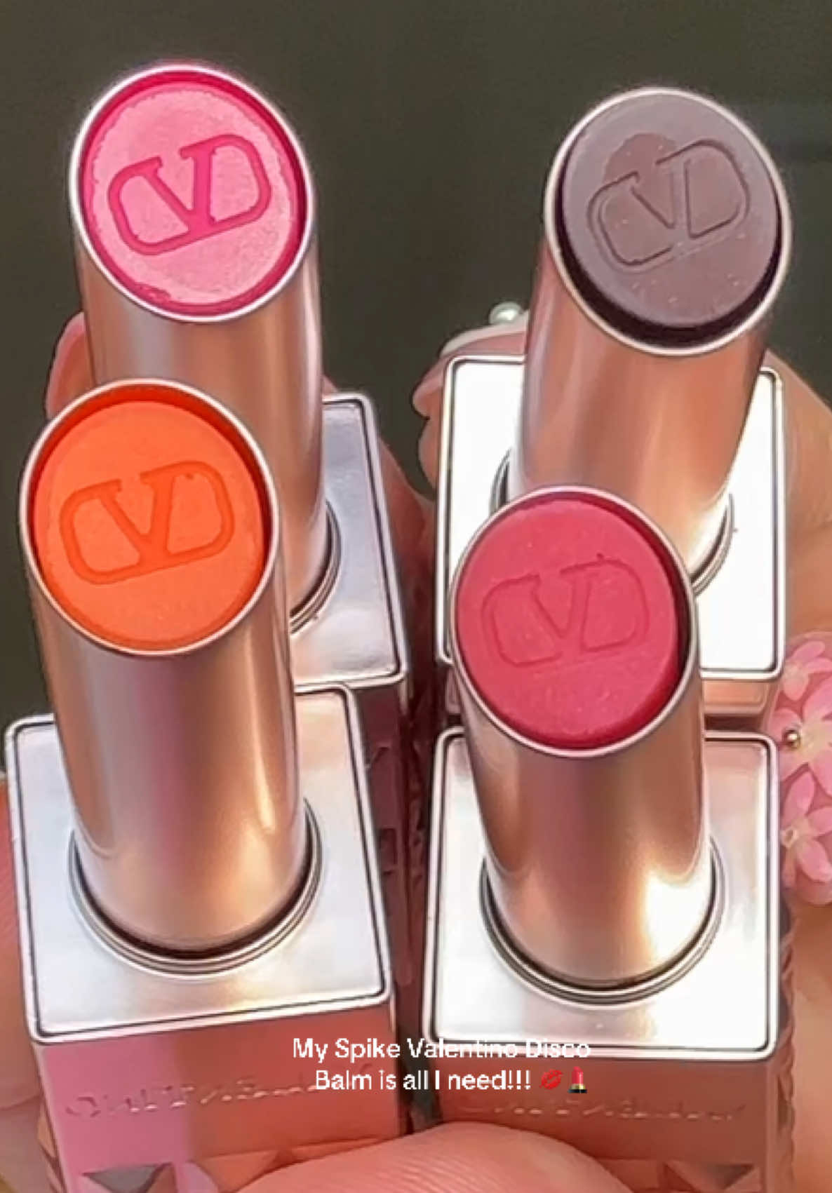 My Spike Valentino Disco Balm is all I need  @Valentino.Beauty shop at @sephora #ValentinoBeauty #SpikeValentino  #GIFTEDBYValentinoBEAUTY #SpikeValentinoDiscoBalm #lipbalm  