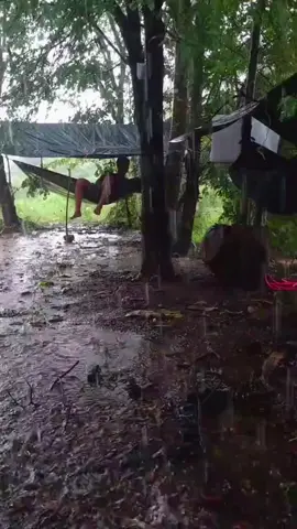 Good morning everyone 😔😔#ទាហ៊ានការពារព្រំដែនកម្ពុជា🇰🇭vsថៃ🇹🇭 