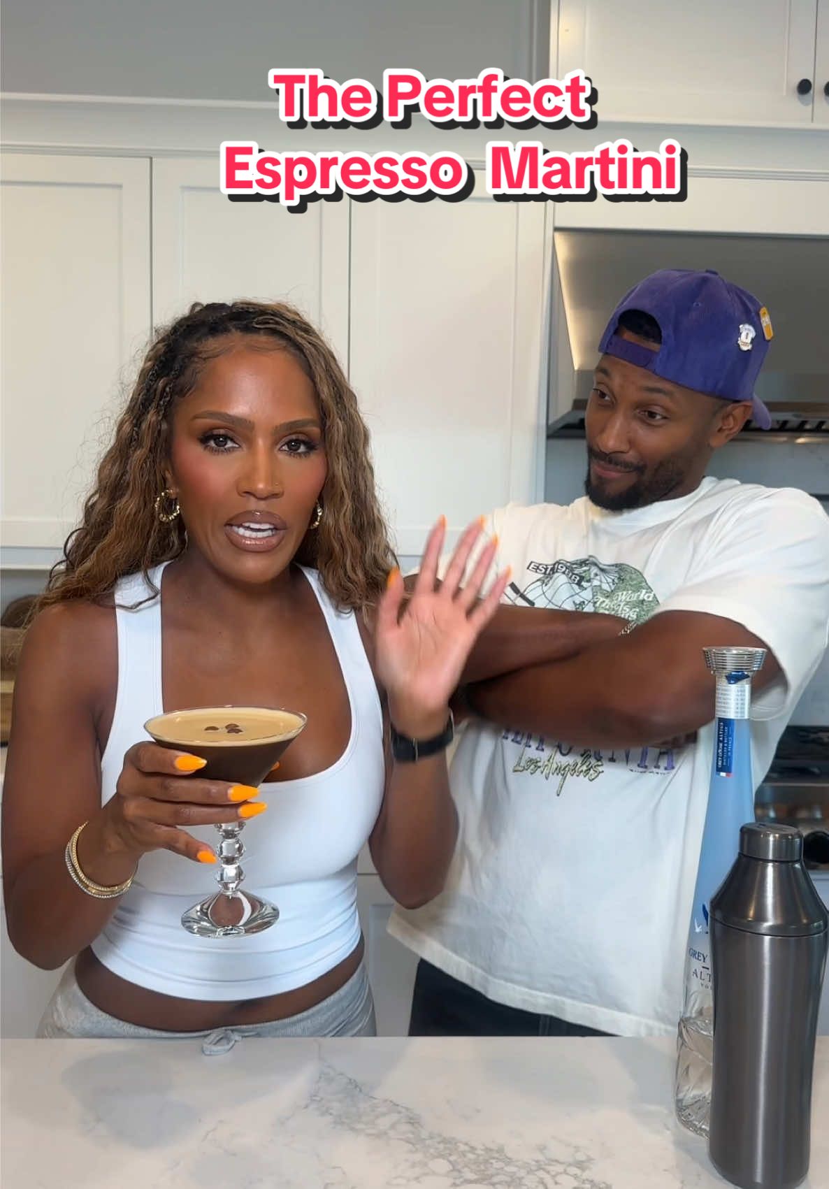 The perfect espresso martini does exists and @LesQuik_ is going to show you how to make it. #espressomartini 