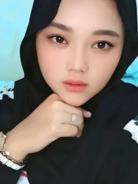 kau menancapkan pisau di badanku,dan aku yg harus meminta maaf karena darahku mengenai baju mu .tapi ini bukan tentang pisau❗ #fyppppppppppppppppppppppp #lewatberandamu #fypシ゚viral 