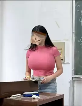 明明还是大学生 却有了人妻感#女大学生 #清纯甜美 #穿搭 #日常vlog #内容过于真实