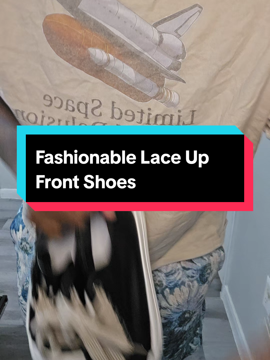 Fashionable Lace Up Front Shoe