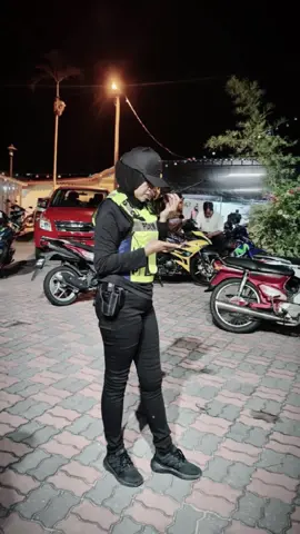 #CapCut  -Jarang jarang keluar malam- 🫵🏼Jaga jaga dikyull cari mangsa 🫵🏼  😎😎😎😎😎😎😎😎😎 @Miedaeida04 