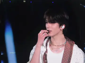 I NEED A FULL COVER JISUNG SINGING FIX YOU BSJUSIEOXHS😩😩 #jisung 
