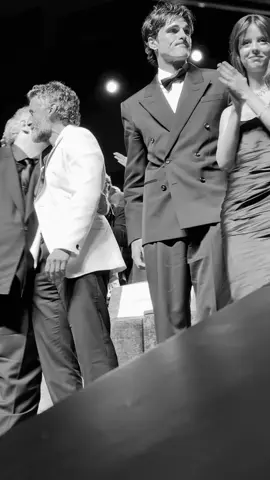 Oscar Iscaac, Jacob Elordi and Mia Goth at the premiere of ‘Frankenstein’ by Guillermo del Toro #venicefilmfestival #mostradelcinemadivenezia #perte #fyp 