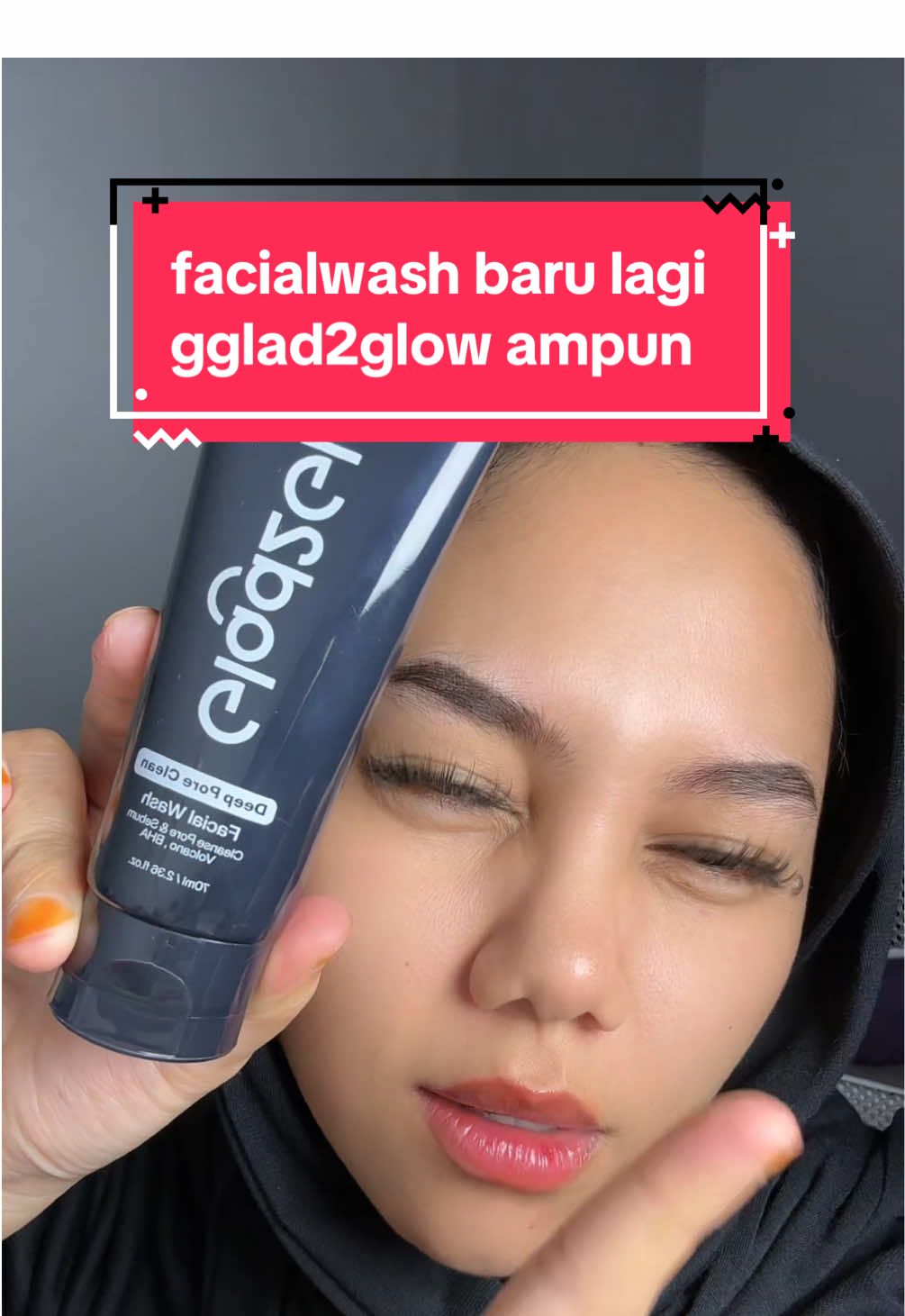 facial wash baru lagi glad2glow ampunnnn  #facialwash #glad2glow 