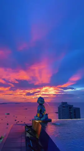 #siamatsiampattaya #เมืองพัทยา #เที่ยวไปเรื่อย #skybar 