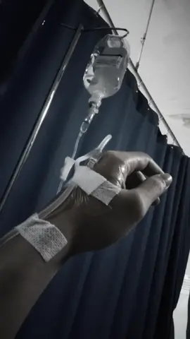 Kalau selang infus sdh terpasang, artinya aku kalah, aku capek 💔🥀  #CapCut #xyzbca #infus #manusiakuat #sadstory 