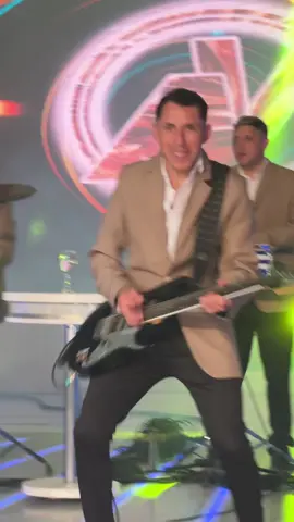 Sentilo asi se toca la guaracha !!! #pasiondesabado 