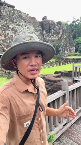 យកថ្មពីកំពូលប្រាសាទមកបំបែកធ្វើជារូបព្រះពុទ្ធមួយដ៏ធំ#siemreap#buddha 