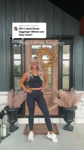 Replying to @Allie the best leggings for the upcoming fall season + a boost. I’m 128 pounds, 5’2  in a size small👌🏻 #leggings #fyp 