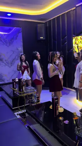 Vicka nos karaoke simpang penawar