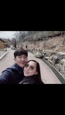 Marry someone who has never gotten tired of kissing you!! 😂😂😂 #viral #fyp #foryou #trending #foryou 