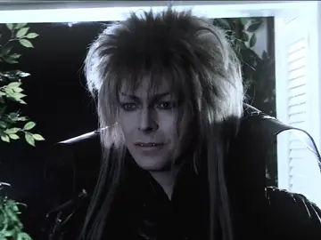 #JARETH repostt #labyrinth #jareththegoblinking #davidbowie #foryoupage  dt: @🕸️⋆｡˚ honey     🎸⚡️ 