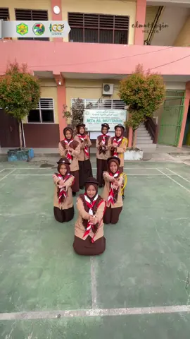 Dari ujung timur Indonesia... Bukan sekedar suara yang lantang, tapi tentang kebersamaan, persaudaraan, dan keyakinan! Kontingen Al Muttaqin siap menggema dalam Yel-Yel Challange di ajang World Muslim Scout Jamboree🔥 @WMSJamboree2025  #wearemuslimcivilizedunityandpeaceful  #jamborepramukamuslimdunia2025  #worldmuslimscoutjamboree2025  #wmsjyelchallenge 