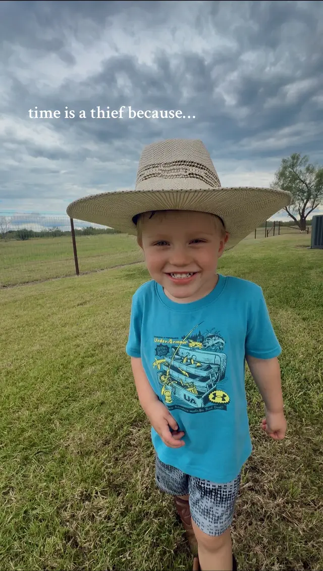 Why does his hat actually fit him now😭😭 #toddler #mom 