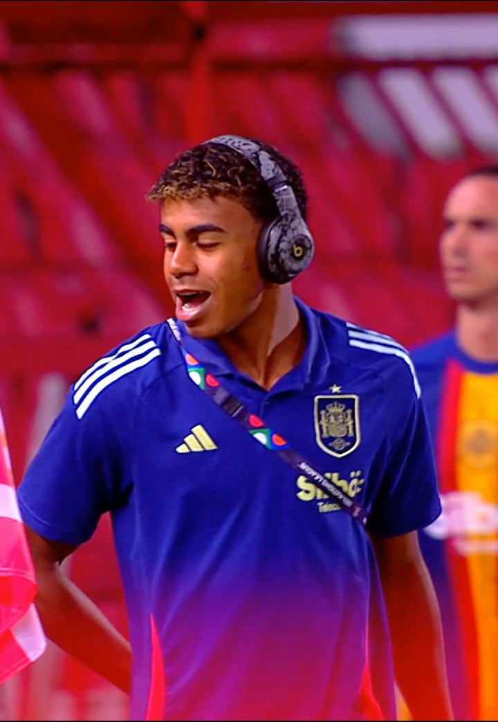 Lamine Yamal cooking Serbia🤩 #yamal #spain #serbia #football 