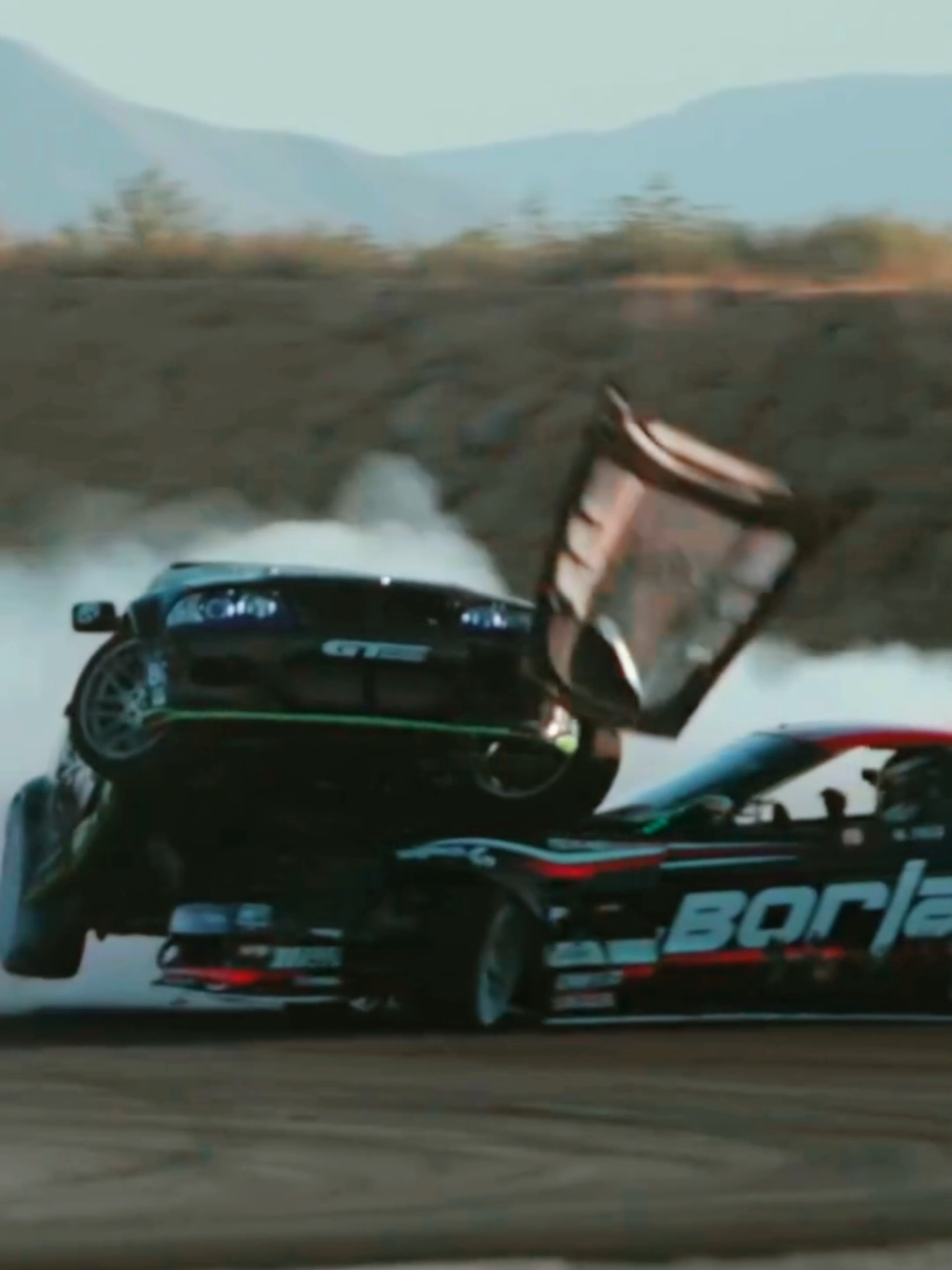 woyy pada kenapa dahh🤯🤯😱😱🔥🔥🔥 #formuladrift #drifting #driftcar #2jz #v8power #crash #driftcrash #trending #masukberanda #fypシ #foryoupage 