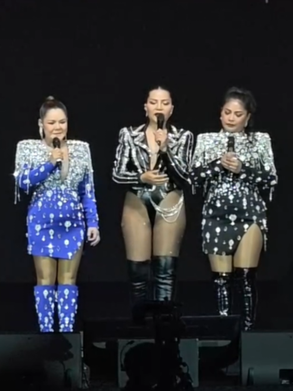 สามตัวบน คอนเสิร์ต ร้องสุดเสียง เถียงสุดซอย 🎪🎭✨ #สามตัวบนคอนเสิร์ต #ตั๊กลีลา #สุนารี #ฮายอาภาพร #อิงฟ้าวราหะ         