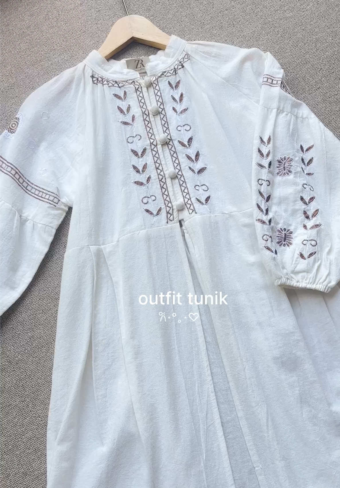 luv bgtt sama tunik yang cutingan nya unik di tambah bordir yang ngga pasaran 🫶🏻💌👀🛒 #bismillahfyp #ootdinspo #ootdhijab #tunik #tunikmurah 
