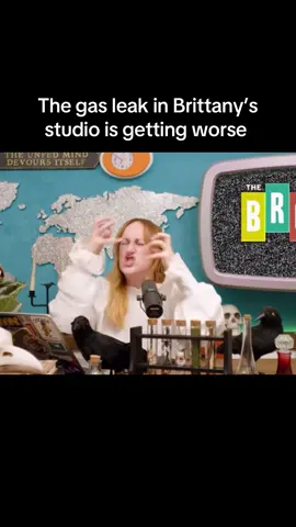 Mind you she’s alone in the studio #brittanybroski #broskireport #broskination #gasleak #funny