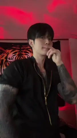 Dance🕺#dance #tiktoklive #fyp #tattoo #enhypen 