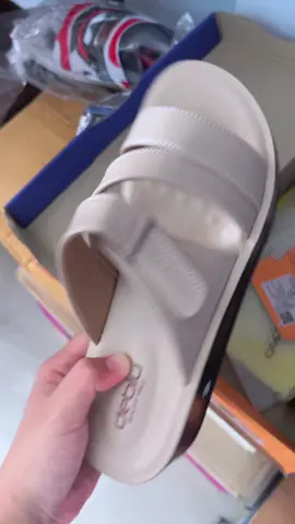 #tiktokป้ายยา #รองเท้าแตะผู้หญิง #รองเท้าแตะ #deblu #เดอบลู 