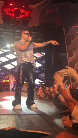 စင်ပေါက်တဲ့ အထိကို အားပေးကြမ်းသော🤭😍 #hlwanpaing #gorillabar 🖤🥂 #fypシ゚viral 