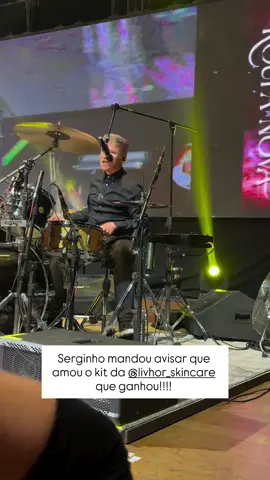 Ele amooou tá?! ♥️✨😍 #serginhoherval #roupanova #showroupanova