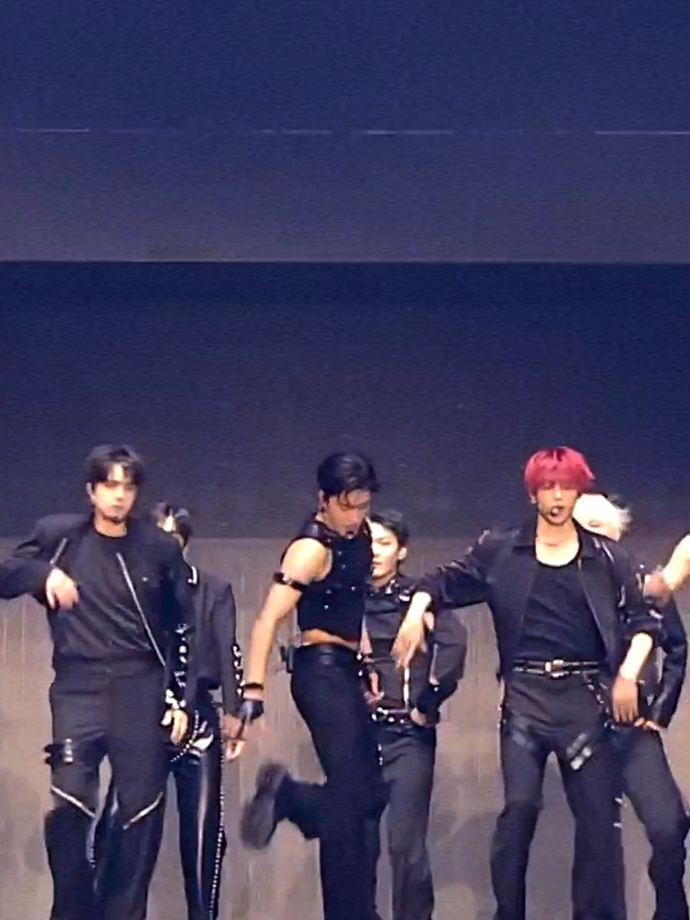 The Boyz 'Stylish' World Tour  #Theboyzworldtourstylish#Theblazetheboyzstylish#Stylishstage#Theboyzlivemusic@THE BOYZ 