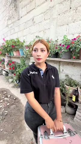 Maquillaje a mis hijos 🫵 #kinita #clientesdificiles #publicogrosero #animadorainfantil #niñosgroseros @Los Arlekines 🤹 