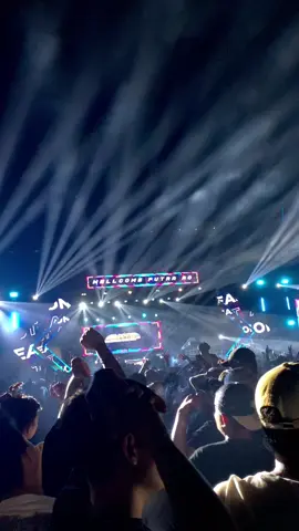 enjoy ngabul 🕺💃 @PUTRA A.0👌🏻  @DJ ALMIRA BERTO  #fyppppppppppppppppppppppp #almiraberto #romansa #ojingfunjepara #abcfest 