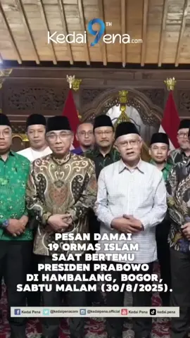 VIDEO: Muhammadiyah: Demokrasi Harus Bertanggung Jawab  KedaiPena.Com - Ketua Umum PP Muhammadiyah Haedar Nashir mengatakan, pihaknya mencermati kondisi aktual belakangan ini. Ia pun menghimbau agar demokrasi dilakukan dengan cara beradab dan bertanggung jawab. Demikian dikatakan Haedar usai bertemu dengan Presiden Prabowo Subianto di Hambalang, Sabtu malam (30/8/2025). Selengkapnya: https://www.kedaipena.com/video-muhammadiyah-demokrasi-harus-bertanggung-jawab/ #kedaipena  #kedaipenadotcom  #kedaikreatif 