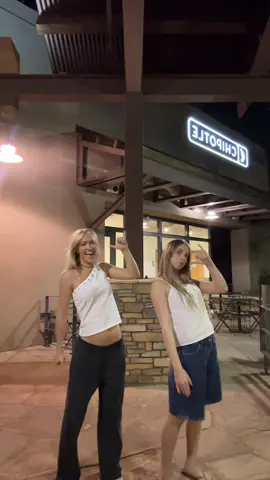fortnite two man dubai labubu chipotle date #chipotle #fortnit #dance #goviral #fy 