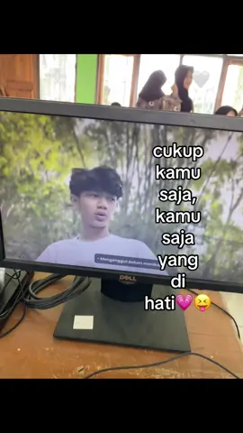 cukup kamu saja😝🫰🏻@فيصل @707 #gwsm_editz #gwsmfamily #affanfaisal #katakata #fotolive 