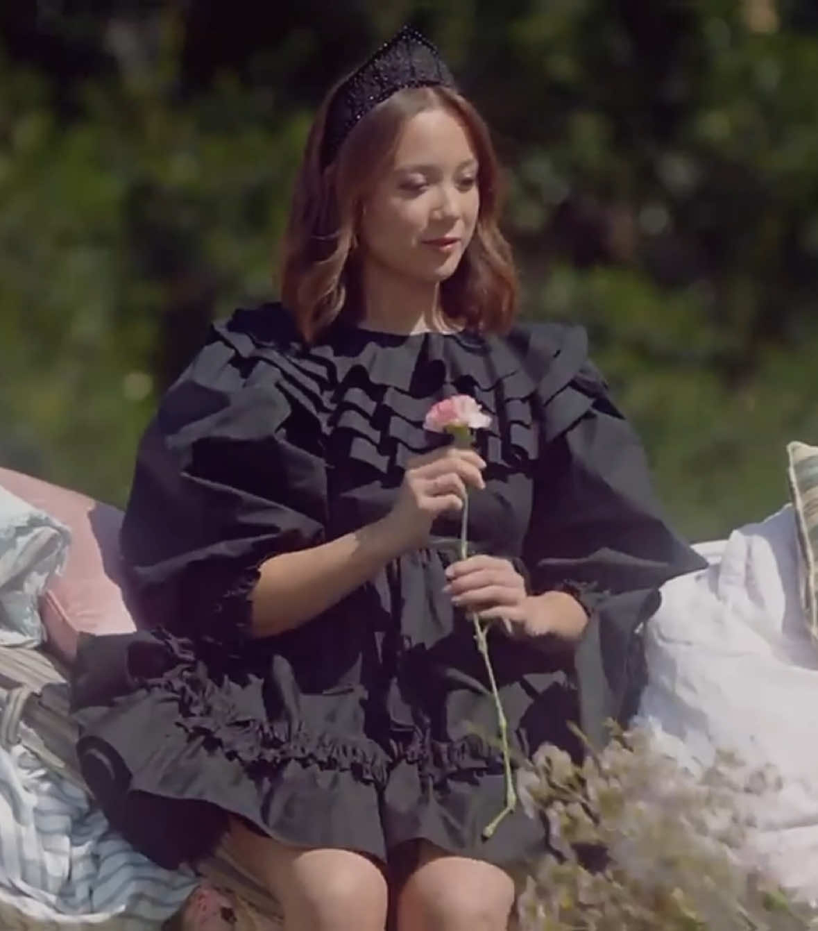 she’s so cute in this music video <33 || #laufey #laufeyedit #fyp #edit #alightmotion 